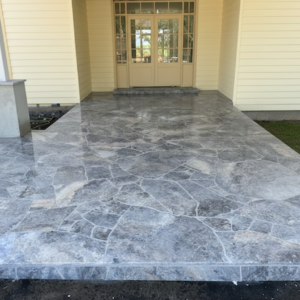 SILVER GREY CRAZY PAVERS TRAVERTINE