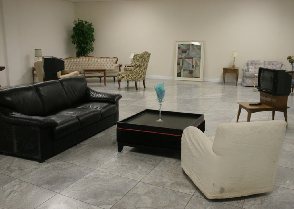 SILVER GREY TRAVERTINE CROSS CUT